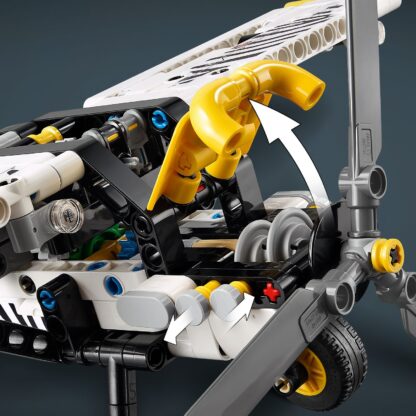 42198 Aereo Bush - immagine 2